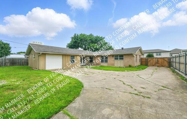 506 E ALEXANDER LN