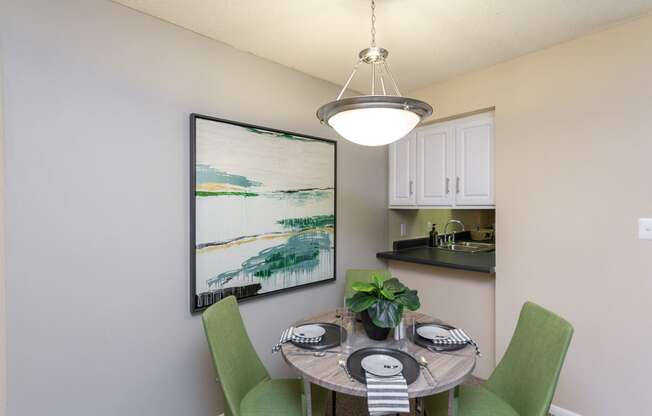 Dining Room at Clarion Crossing Apartments, PRG Real Estate Management, Raleigh, North Carolina