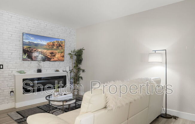 6920 E. 4th Street #209