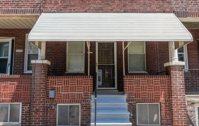 2 beds, 1 bath, $1,495