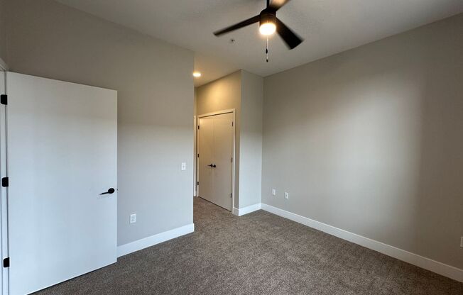 2 beds, 2 baths, 1,170 sqft, $2,450, Unit 214
