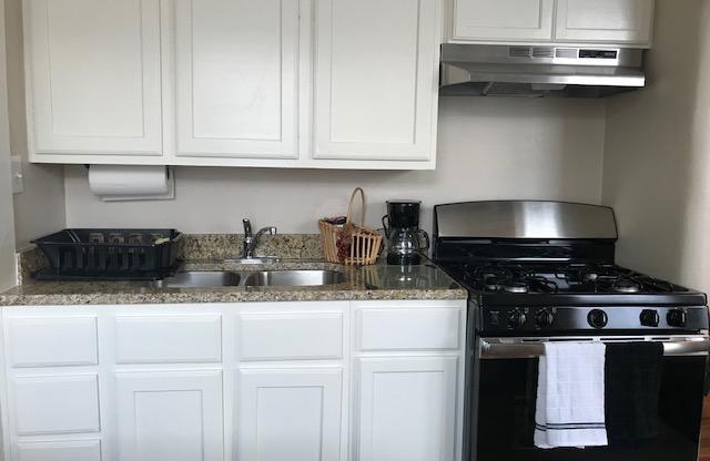 2 beds, 2 baths, 1,200 sqft, $1,500