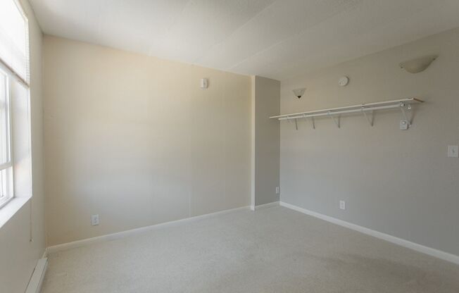 2 beds, 1 bath, 690 sqft, $2,800, Unit 209