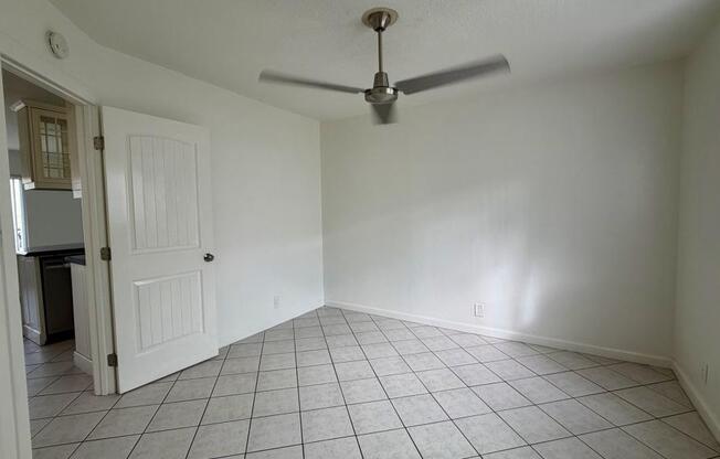 1 bed, 1 bath, 650 sqft, $1,800