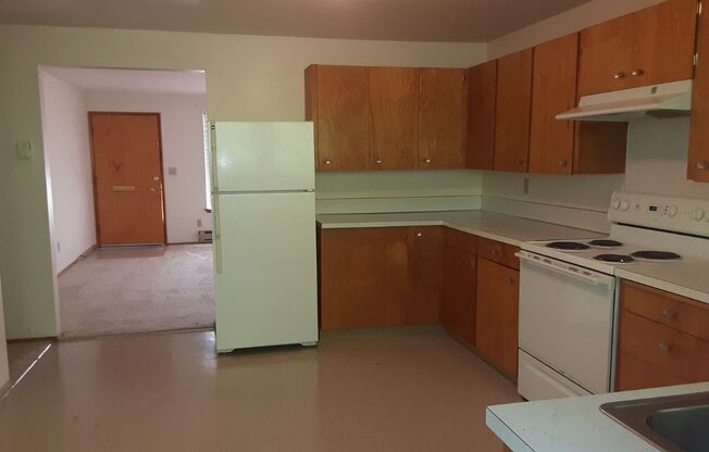 2 beds, 1 bath, 850 sqft, $1,550