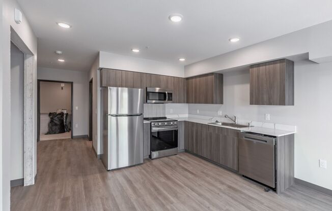 1 bed, 1 bath, 557 sqft, $1,625, Unit C-107