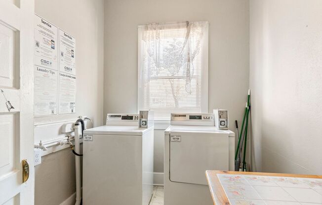 1 bed, 1 bath, 362 sqft, $1,050, Unit 14