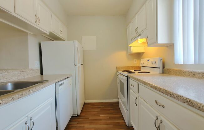 2 beds, 1 bath, 905 sqft, $995, Unit 1401-A