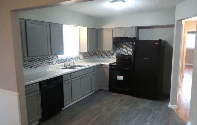 COMING SOON! Renovated 3 Bedroom, 2 bath Raytown Home!