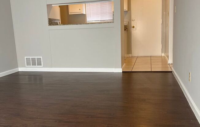 1 bed, 1 bath, 541 sqft, $1,645, Unit 1948-301