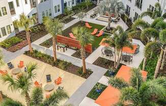 Garden Courtyard at Aurora Luxury Apartments in Downtown Tampa, FL