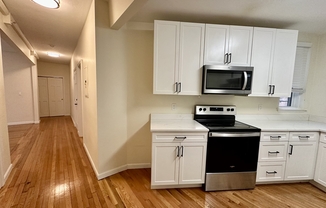 2 beds, 1 bath, 900 sqft, $3,692, Unit 2