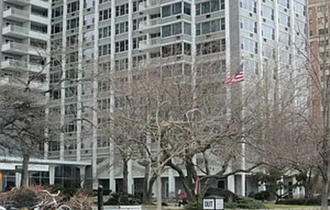 4250 N Marine Dr