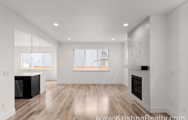 Modern 3 BD* 2.5 BA* Single Family Home in Reedville Neighborhood Spectacular Location!*