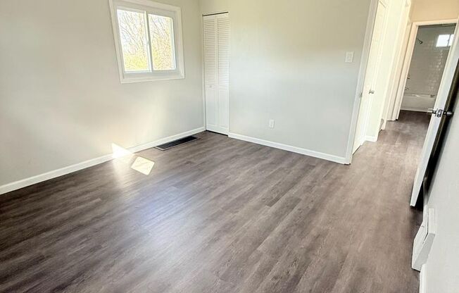 Great 4BR, 1 1/2BA Single Family Home in Penn Hills