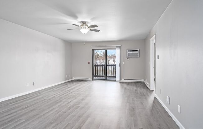410 Fox Shores Dr.