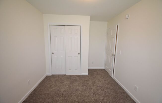 2 beds, 1 bath, 655 sqft, $985, Unit 1