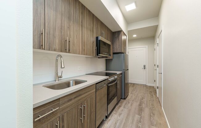 Studio, 1 bath, 345 sqft, $1,225, Unit 303