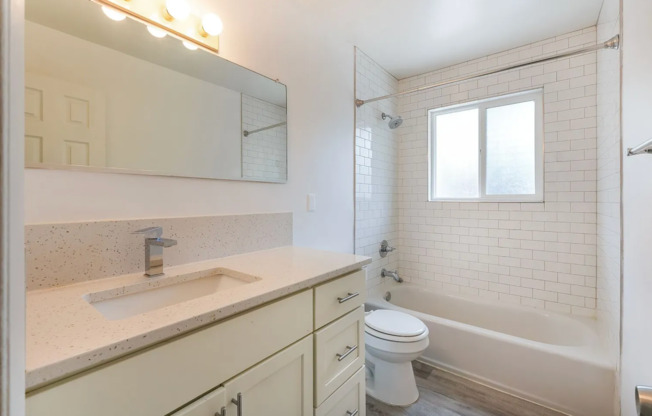 1 bed, 1 bath, 627 sqft, $898, Unit Unit 6