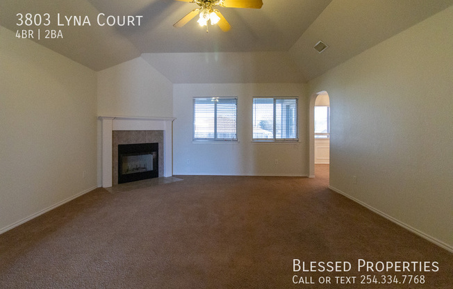 3803 LYNA CT