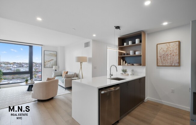2 beds, 2 baths, $4,330, Unit 1101