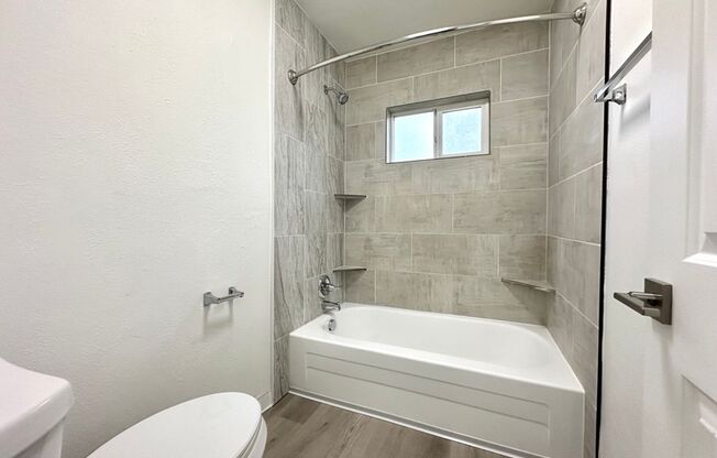 1 bed, 1 bath, 550 sqft, $1,295, Unit 5