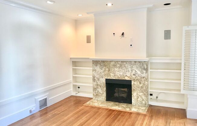 Beautiful 3Br+/2.5Ba Sea Cliff Edwardian Home w/Garden, Private roof deck w/ GG Bridge View! - PROGRESSIVE