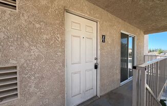 2 beds, 2 baths, 960 sqft, $1,600, Unit Unit #4