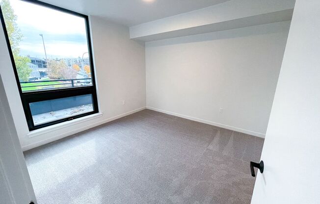 1 bed, 1 bath, 775 sqft, $3,495, Unit 220