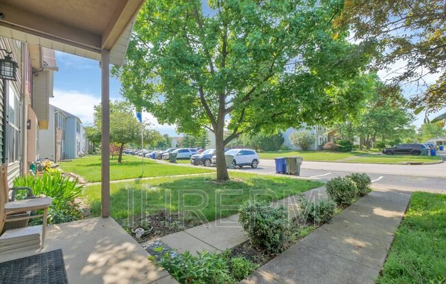 1990 ELBERT DR