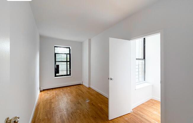 5013 4 AVE
