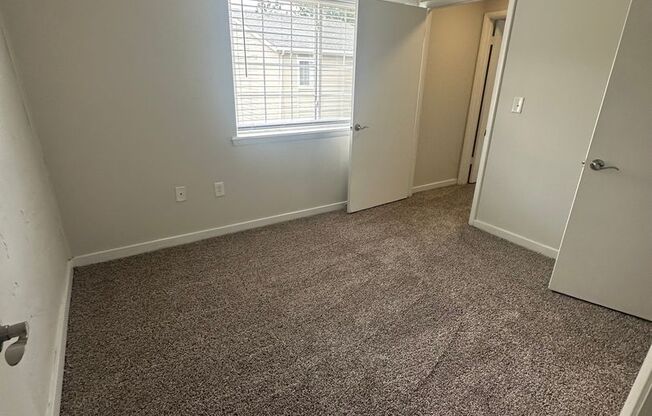 2 beds, 1.5 baths, 941 sqft, $1,199, Unit 153