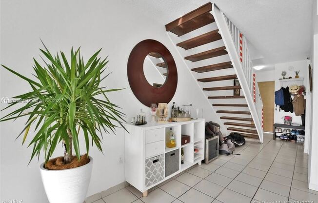 9210 Fontainebleau Blvd Apt 209