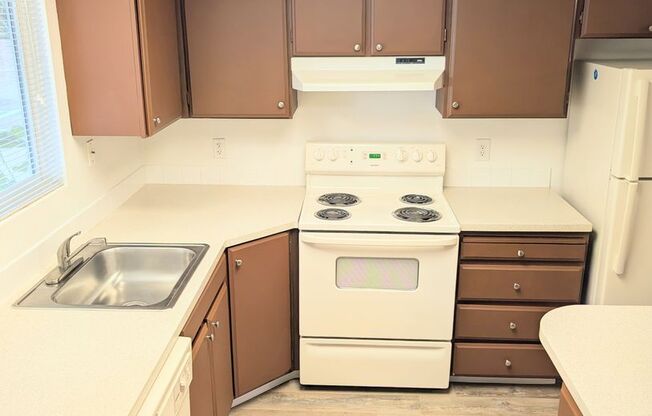 2 beds, 2 baths, 942 sqft, $1,800, Unit 1205