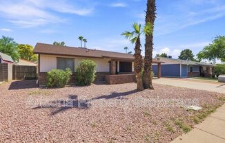1403 N MARKDALE