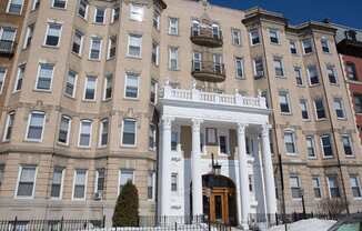 120 Peterborough St