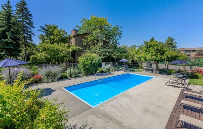 Pool View at Lincoln Village Apartments, Washington, 99208