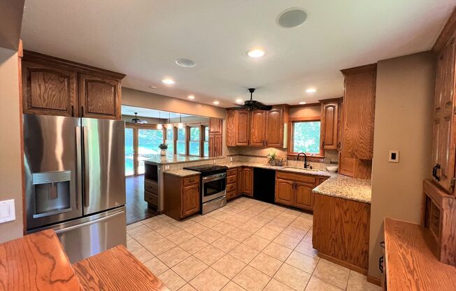 Great Home in Tatarrax Hills Neighborhood located on West Side of MHK!
