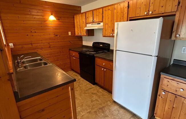 Cedar Creek Apartments