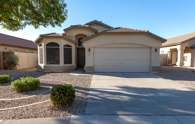 Updated 3 bedroom 2 bath located in Gilbert Ranch!