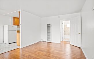 Modern & Cozy 1 Bed, 1 Bath Apartment in the Heart of Oakland - Garbage / Water / Gas Paid!