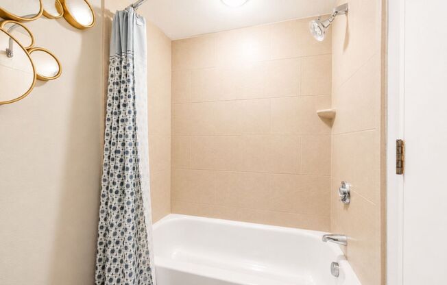 Studio, 1 bath, 364 sqft, $815, Unit 5263 (2401)