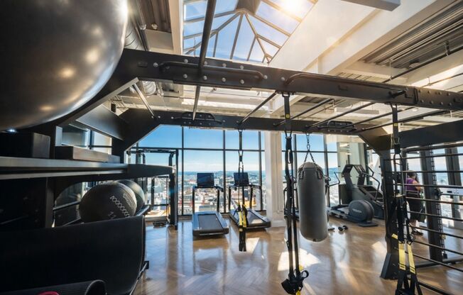 2 beds, 2 baths, 1,172 sqft, $5,200, Unit 1017