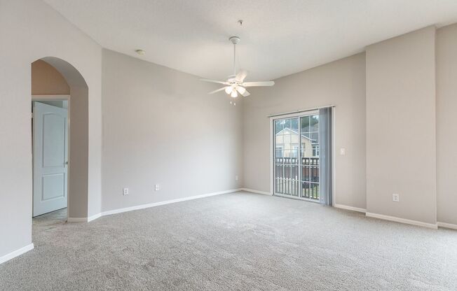 2 beds, 2 baths, $1,800