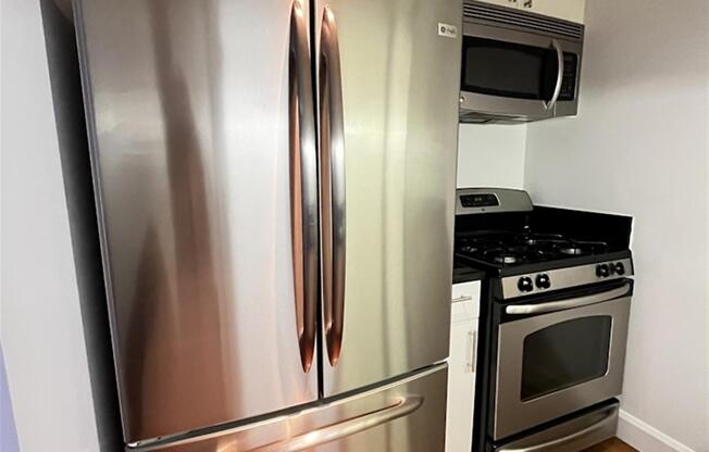 1 bed, 1 bath, 807 sqft, $4,995, Unit 8F