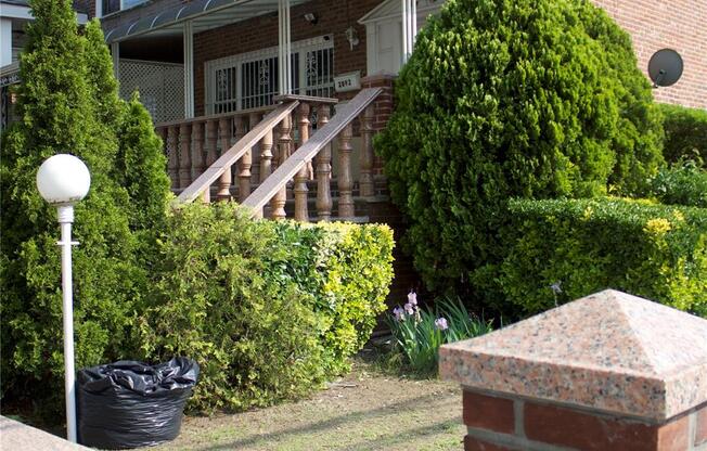 2092 CANARSIE RD