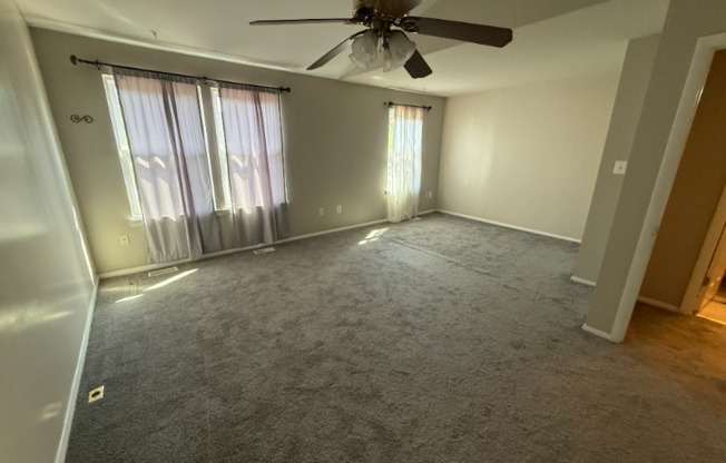 7804 OLD LITCHFIELD LN