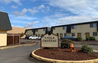 Villa Chateau Apartments