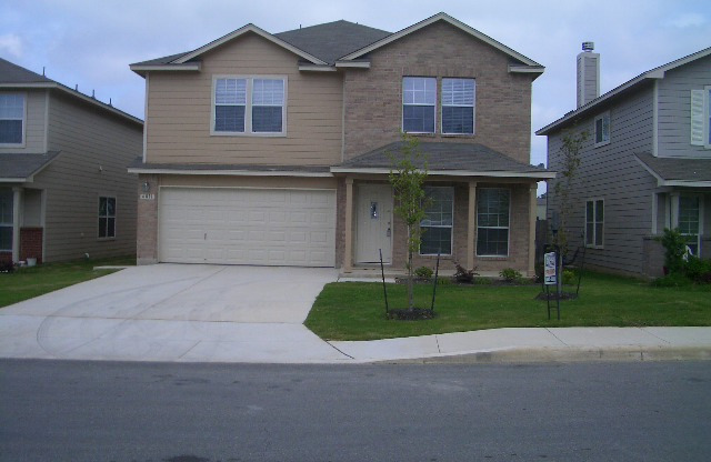 6011 BRONCO WAY