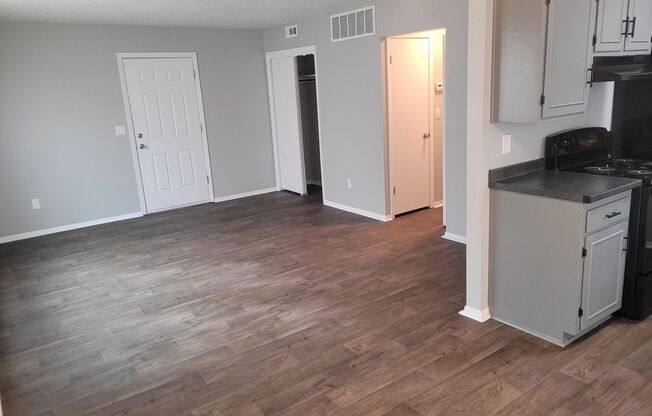 Pine Creek Apartments